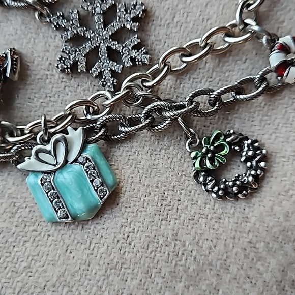 Kirks Folly | Vintage Christmas Charm Necklace - Picture 9 of 14